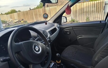 Renault Logan I, 2013 год, 330 000 рублей, 6 фотография