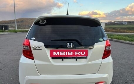 Honda Fit III, 2011 год, 790 000 рублей, 7 фотография