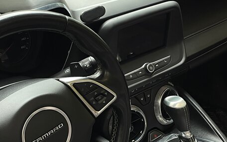 Chevrolet Camaro VI, 2019 год, 3 500 000 рублей, 13 фотография