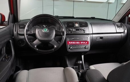 Skoda Fabia II, 2012 год, 899 000 рублей, 6 фотография