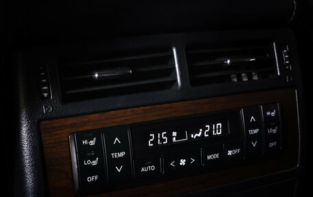 Toyota Land Cruiser 200, 2018 год, 6 890 000 рублей, 20 фотография