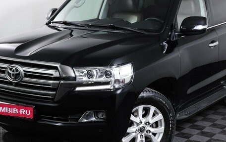 Toyota Land Cruiser 200, 2018 год, 6 890 000 рублей, 26 фотография