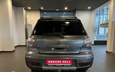 Mitsubishi Outlander III рестайлинг 3, 2004 год, 669 000 рублей, 4 фотография