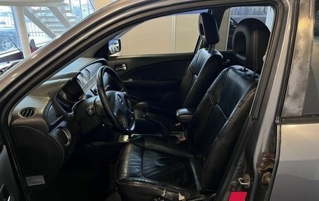 Mitsubishi Outlander III рестайлинг 3, 2004 год, 669 000 рублей, 17 фотография