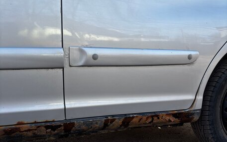 Toyota FunCargo, 2003 год, 400 000 рублей, 16 фотография