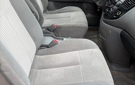 Mazda MPV II, 2004 год, 295 000 рублей, 31 фотография