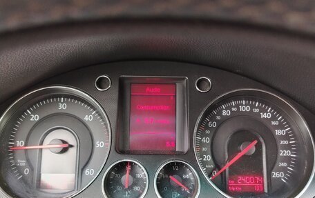 Volkswagen Passat B6, 2005 год, 630 000 рублей, 7 фотография