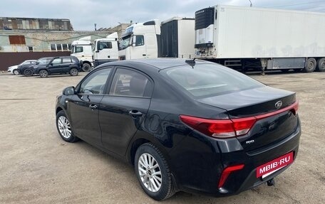 KIA Rio IV, 2018 год, 1 410 000 рублей, 4 фотография