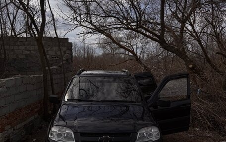 Chevrolet Niva I рестайлинг, 2011 год, 470 000 рублей, 2 фотография