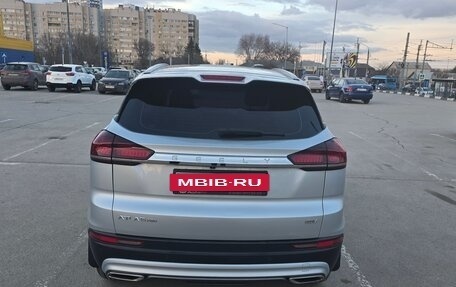 Geely Atlas, 2023 год, 2 200 000 рублей, 3 фотография