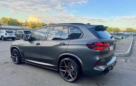 BMW X5 M, 2022 год, 13 640 000 рублей, 2 фотография