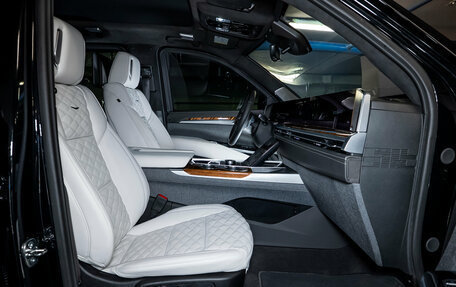 Cadillac Escalade V, 2025 год, 42 000 000 рублей, 33 фотография