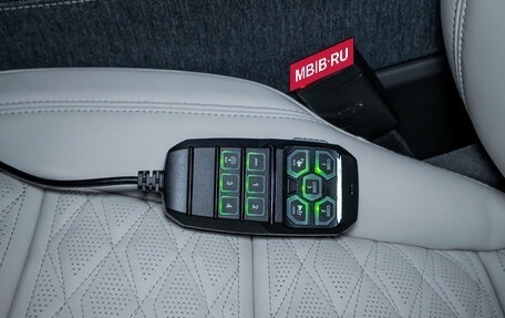 Cadillac Escalade V, 2025 год, 42 000 000 рублей, 29 фотография