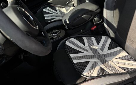 MINI Cabrio, 2021 год, 4 290 000 рублей, 27 фотография