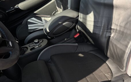 MINI Cabrio, 2021 год, 4 290 000 рублей, 32 фотография