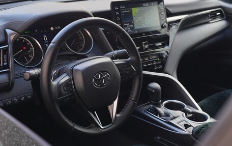 Toyota Camry, 2021 год, 3 650 000 рублей, 7 фотография