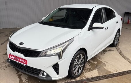 KIA Rio IV, 2021 год, 1 650 000 рублей, 1 фотография