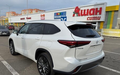 Toyota Highlander, 2026 год, 5 570 000 рублей, 3 фотография