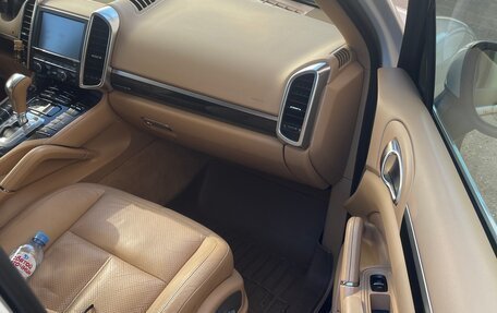 Porsche Cayenne III, 2011 год, 1 600 000 рублей, 6 фотография