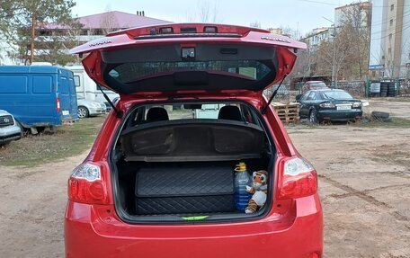 Toyota Auris II, 2011 год, 1 330 000 рублей, 12 фотография