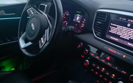 KIA Sportage IV рестайлинг, 2022 год, 2 900 000 рублей, 7 фотография