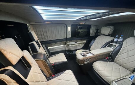 Mercedes-Benz V-Класс, 2022 год, 14 500 000 рублей, 7 фотография