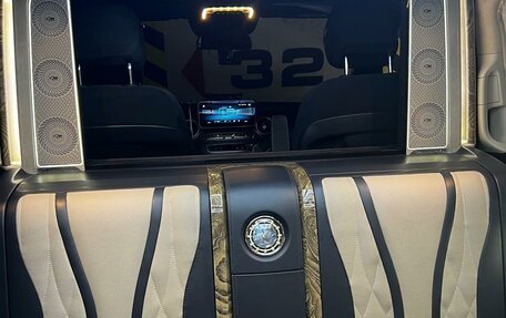 Mercedes-Benz V-Класс, 2022 год, 14 500 000 рублей, 20 фотография