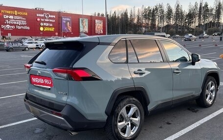 Toyota RAV4, 2022 год, 3 590 000 рублей, 6 фотография
