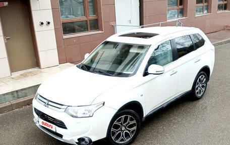Mitsubishi Outlander III рестайлинг 3, 2014 год, 1 770 000 рублей, 21 фотография