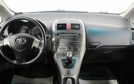 Toyota Auris II, 2008 год, 700 000 рублей, 13 фотография