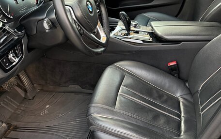 BMW 5 серия, 2019 год, 3 390 000 рублей, 9 фотография