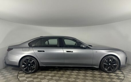 BMW 7 серия, 2025 год, 27 600 000 рублей, 15 фотография