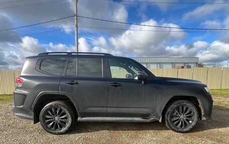 Toyota Land Cruiser, 2023 год, 11 750 000 рублей, 2 фотография