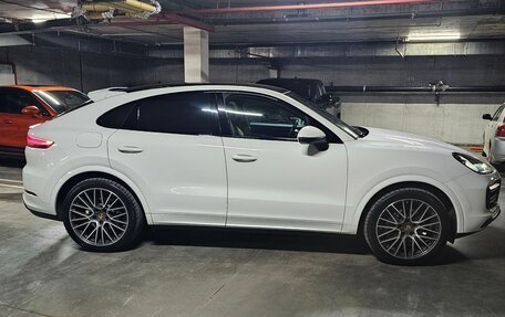 Porsche Cayenne III, 2022 год, 9 400 000 рублей, 3 фотография