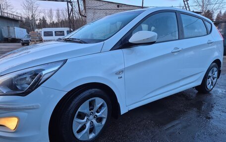 Hyundai Solaris II рестайлинг, 2016 год, 895 000 рублей, 4 фотография