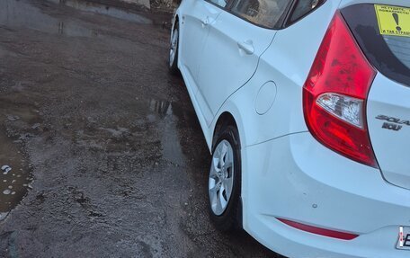 Hyundai Solaris II рестайлинг, 2016 год, 895 000 рублей, 2 фотография