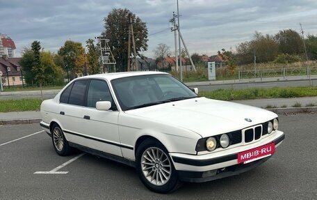 BMW 5 серия, 1993 год, 250 000 рублей, 2 фотография