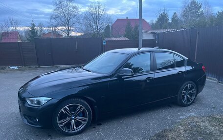 BMW 3 серия, 2017 год, 2 432 000 рублей, 14 фотография