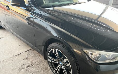 BMW 3 серия, 2017 год, 2 432 000 рублей, 15 фотография