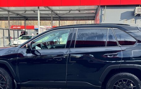 Toyota RAV4, 2019 год, 2 520 000 рублей, 4 фотография