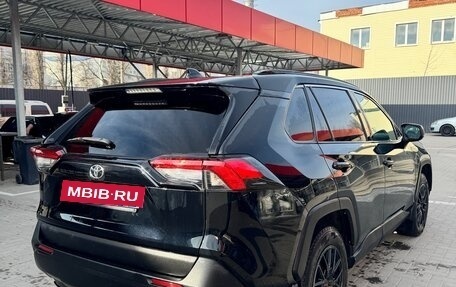Toyota RAV4, 2019 год, 2 520 000 рублей, 8 фотография
