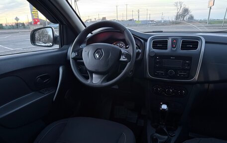 Renault Sandero II рестайлинг, 2017 год, 895 000 рублей, 22 фотография