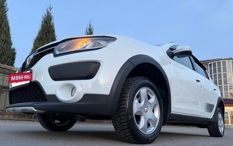 Renault Sandero II рестайлинг, 2017 год, 895 000 рублей, 26 фотография