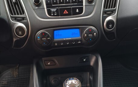 Hyundai ix35 I рестайлинг, 2011 год, 1 150 000 рублей, 19 фотография