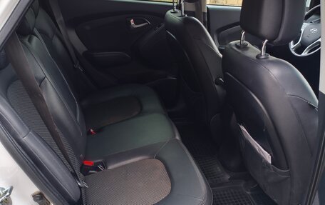 Hyundai ix35 I рестайлинг, 2011 год, 1 150 000 рублей, 22 фотография