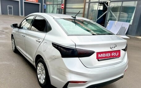 Hyundai Solaris II рестайлинг, 2018 год, 890 000 рублей, 8 фотография