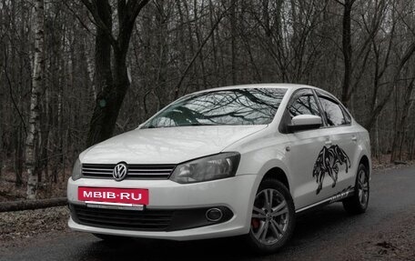 Volkswagen Polo VI (EU Market), 2012 год, 640 000 рублей, 2 фотография