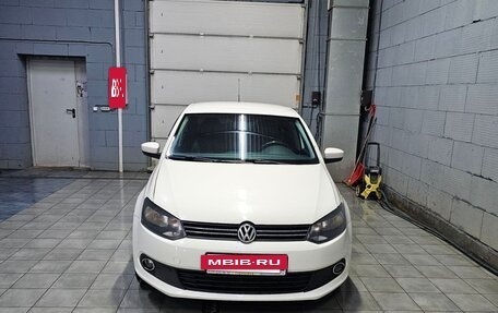Volkswagen Polo VI (EU Market), 2012 год, 640 000 рублей, 4 фотография