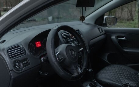 Volkswagen Polo VI (EU Market), 2012 год, 640 000 рублей, 13 фотография