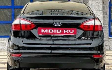 Ford Fiesta, 2015 год, 1 000 000 рублей, 9 фотография